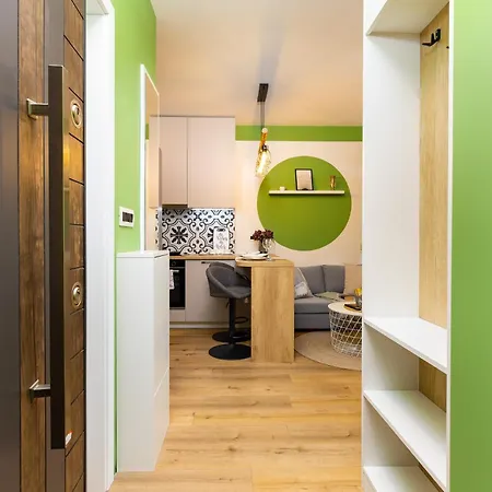 Bright & Cozy In By Flat Mаnager Apartmán